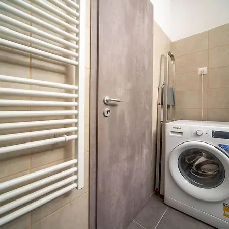 Grace Pine 1 Apartment Budapest